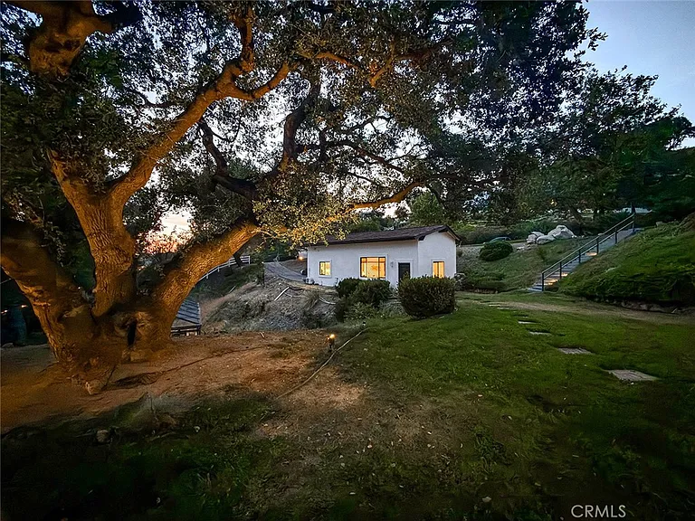 130 Dapplegray Rd — Photo 44