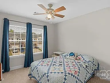 100 Regis Way — Photo 11