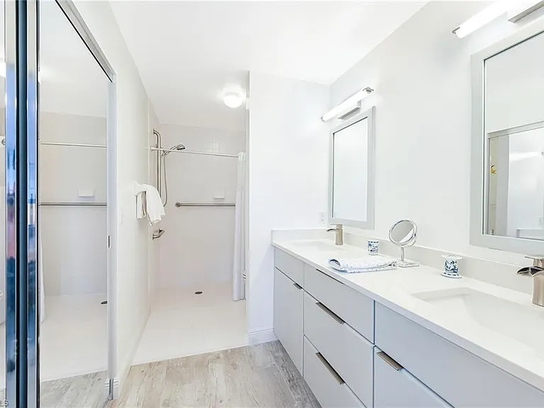 651 Wiggins Lake Dr #102 — Photo 11