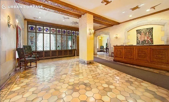 Sold by Compass | media 5