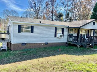 940 Devil Track Rd, Taylorsville, NC 28681