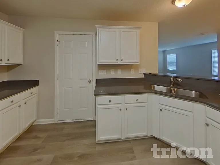 1619 Brookgreen Ave — Photo 7
