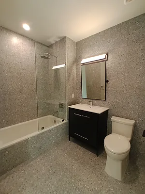 Rented by City Vista Inc | media 10