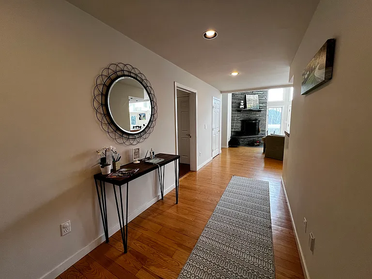 363 Gilcrist Rd — Photo 7
