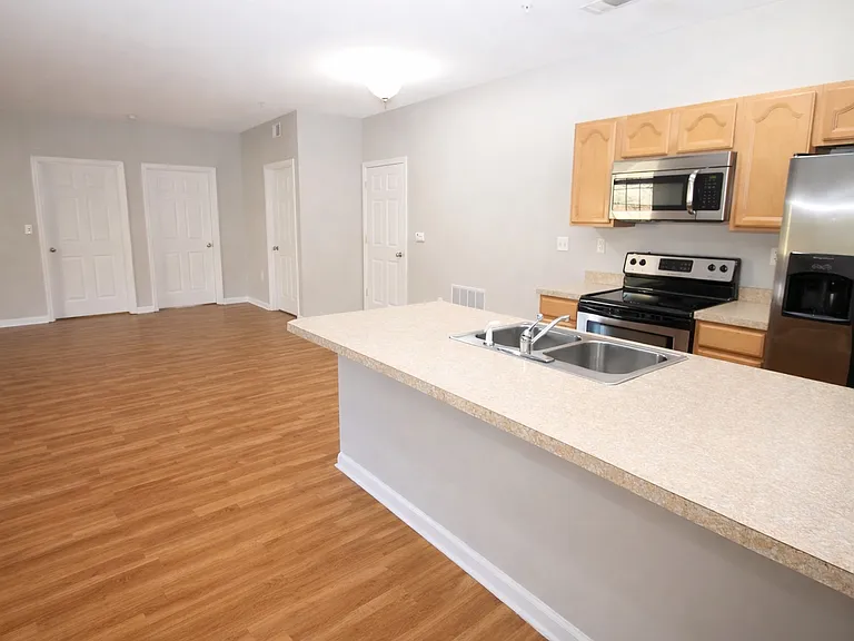2-Bed/1-Bath (Kitchen)