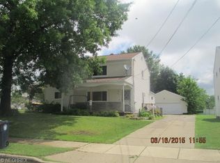 677-679 Woodstock Rd, Akron, OH 44312
