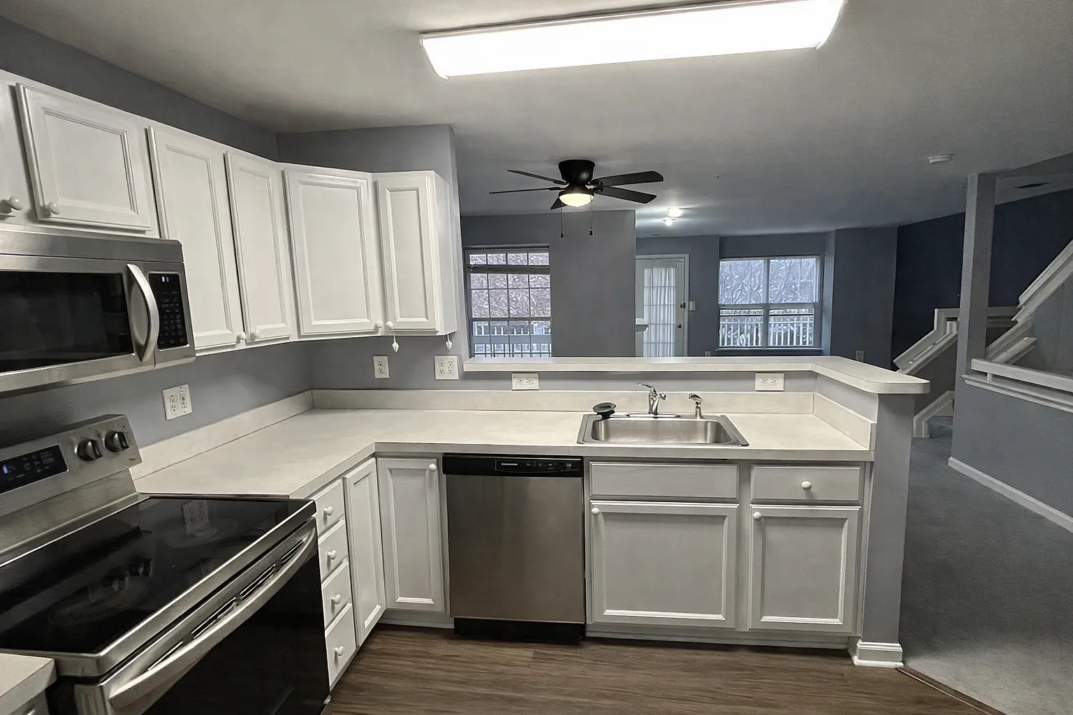 13514 Crusader Way — Photo 2