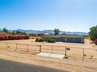 560 S Santa Maria Rd, Golden Valley, AZ 86413