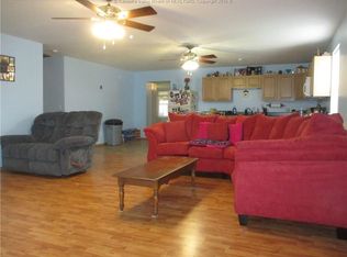 2259 Fisher Ridge Rd, Kenna, WV 25248