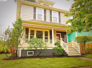 932 NE Ainsworth St, Portland, OR 97211