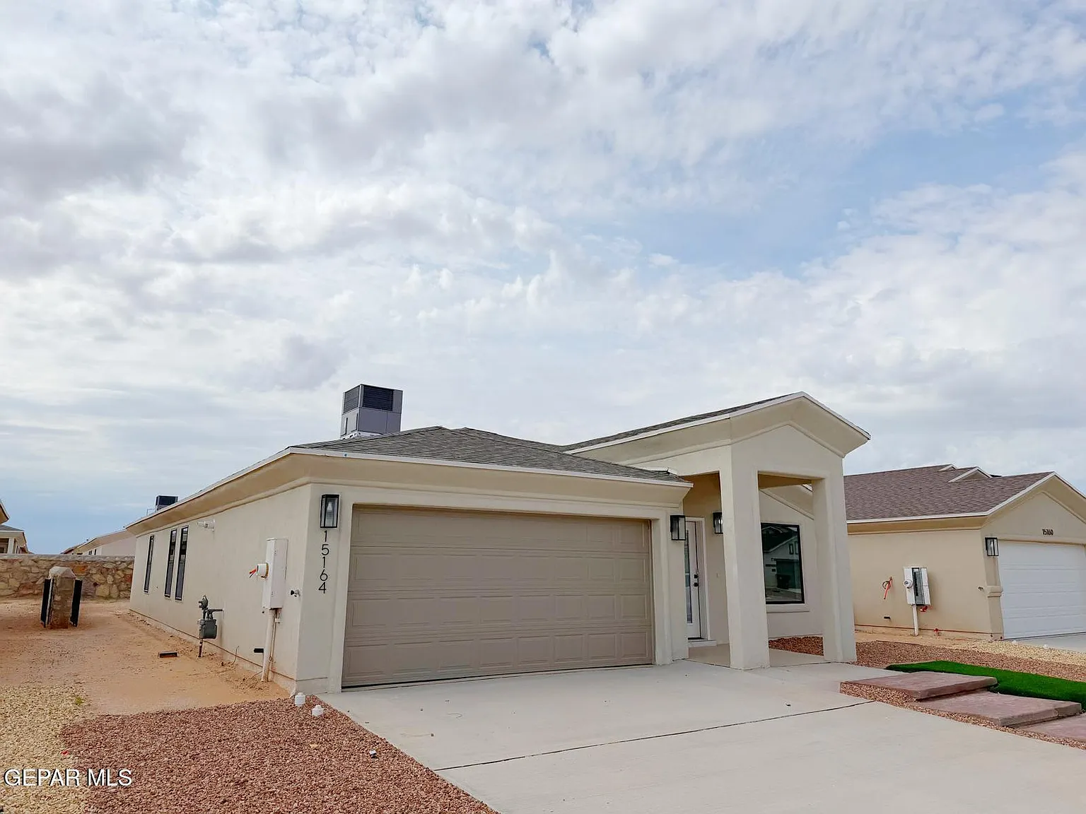 4 bed, 2.5 bath, 1532 sqft, $2,195 — Photo 2