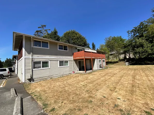 5028 212th St SW #B, Mountlake Terrace, WA 98043