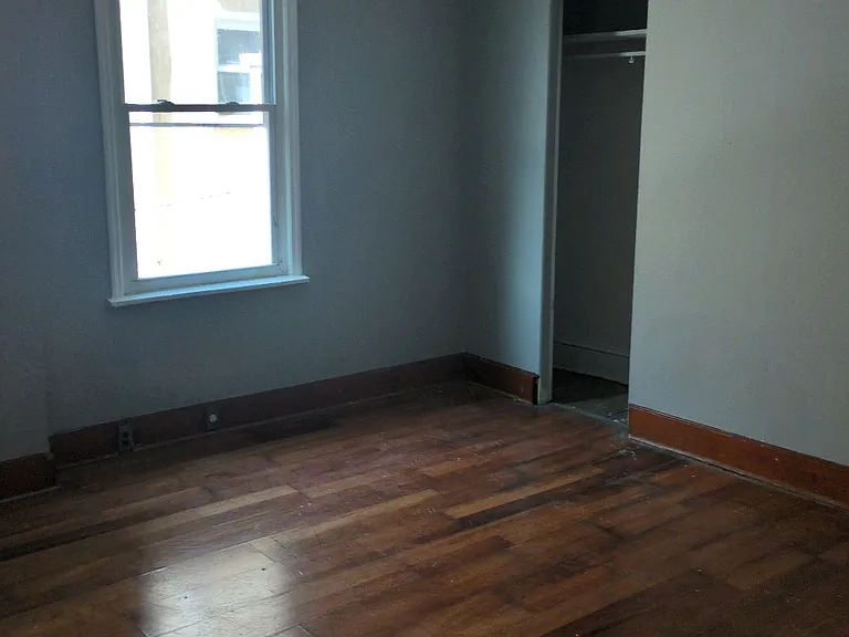 623 S Connell St #1 — Photo 3