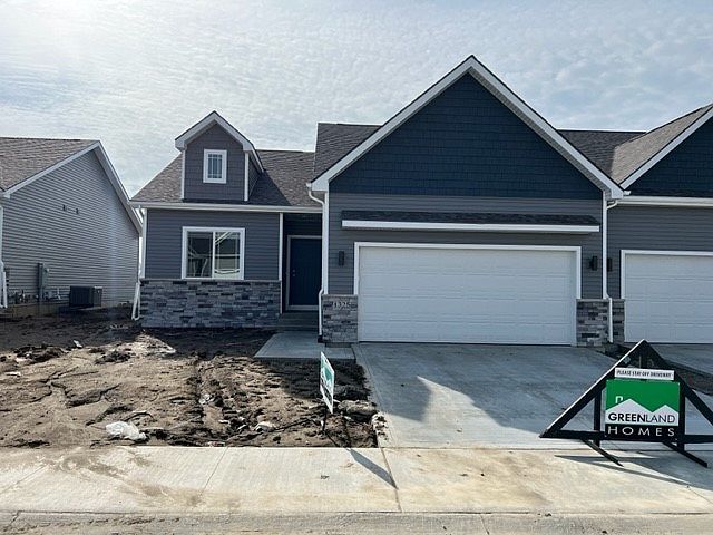 1st image of 1325 NW 33rd Ln