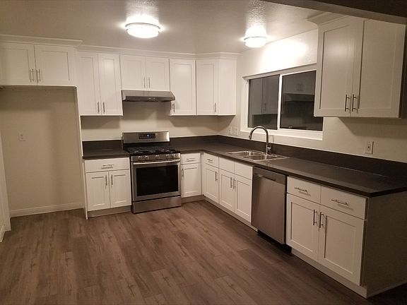 5th image of 2212 W 232nd St APT A