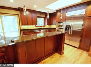 1222 Carlson Lake Ln, Eagan, MN 55123