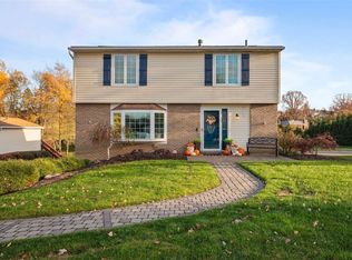 1115 Crestwood Dr, North Huntingdon, PA