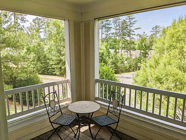 223 Waterford Lake Dr — Photo 3