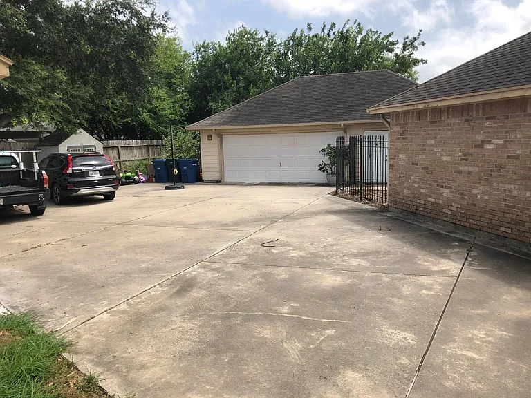 6734 Northgate Dr — Photo 21