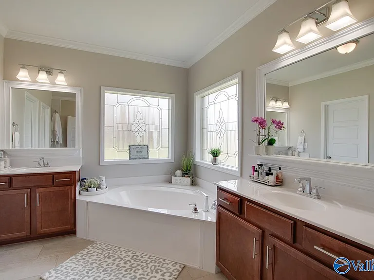 7619 Flint Crossing Cir — Photo 25
