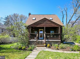 2658 N Marcey Rd, Arlington, VA 22207