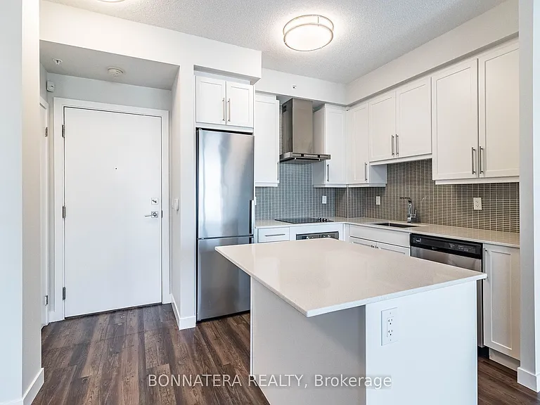 2081 Fairview St #803 — Photo 16
