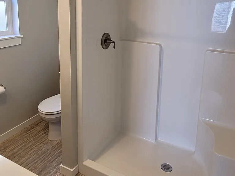 808 Foxglove Dr — Photo 11