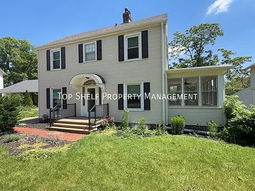 707 35th St Photo 1