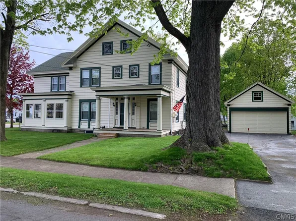 303 S 5th St, Fulton, NY 13069