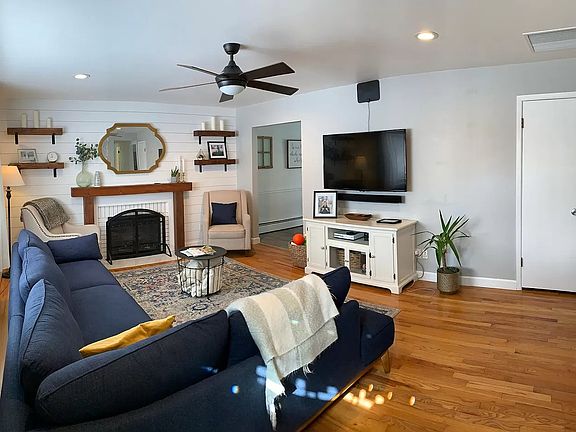 Living room, LED fireplace, coat closet