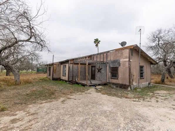 129 N County Road 1012, Kingsville, TX 78363