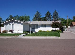 1407 N Main St, Alturas, CA 96101
