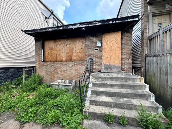 5545 S Shields Ave, Chicago, IL 60621