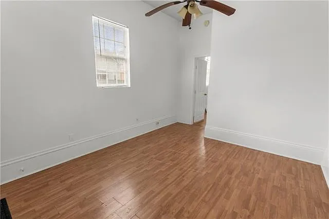 3 bed, 1.0 bath, 1032 sqft, $1,400 — Photo 4