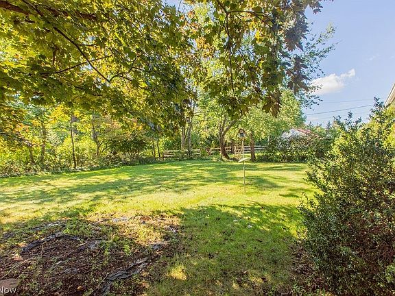 3rd image of 7420 Craigmere Dr
