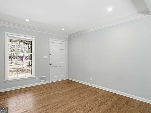 5th image of 2529 Britt Rd