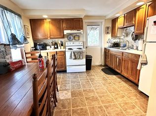 40-42 North Ave, Burlington, VT 05401