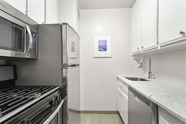 Sold by Compass | media 4