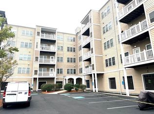 8 Walnut St UNIT 207, Peabody, MA 01960