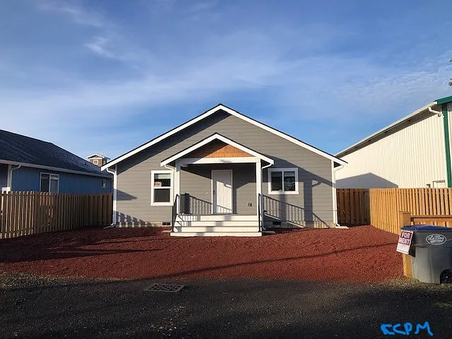 835 N 1st St — Photo 23