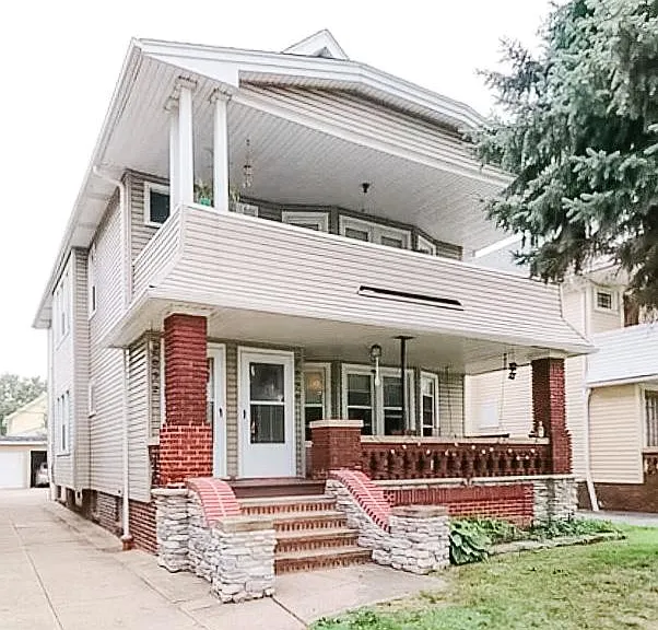 2090 Bunts Rd — Photo 1