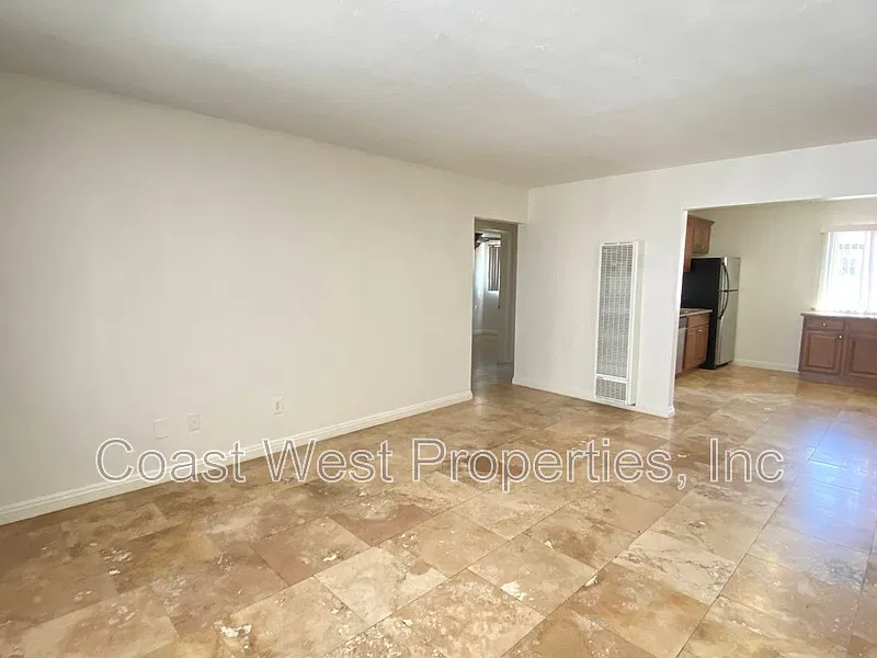 2 bed, 1.0 bath, 775 sqft, $2,750 — Photo 2