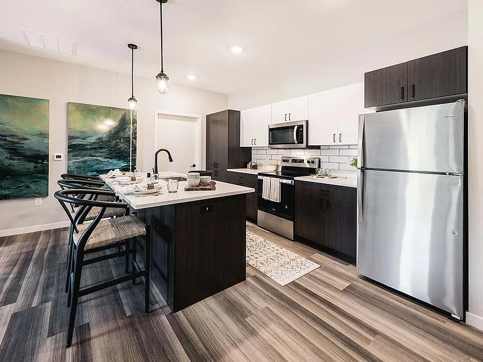 Velo Village Apartments