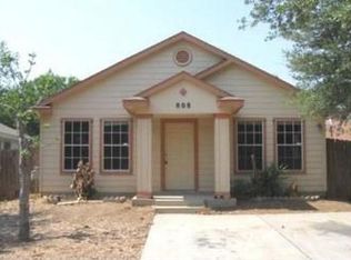 808 Elk Dr, Laredo, TX 78045