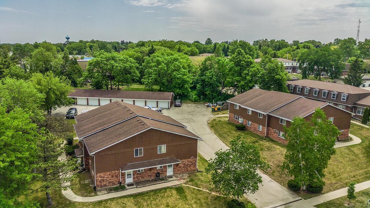 2101 Green Tree ROAD UNIT 2103, West Bend, WI 53090 Zillow