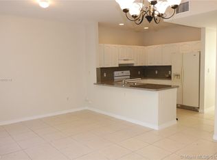 9111 SW 203rd Ter, Cutler Bay, FL 33189