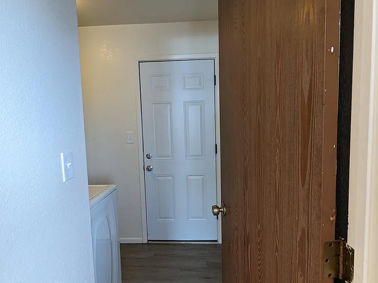 2059 N Winterhaven #101 — Photo 18