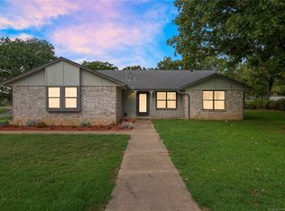 115 Craven Dr, Mannford, OK 74044