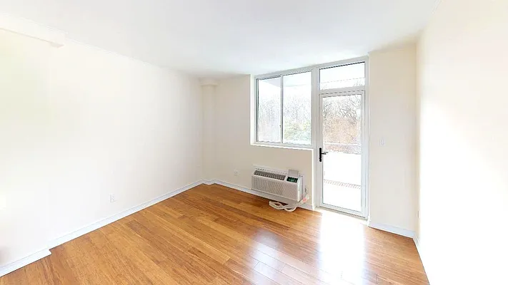 Rented by Metro Garden Realty NYC | media 39