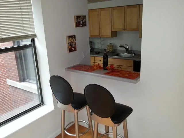 5389 Pershing Ave #C — Photo 2